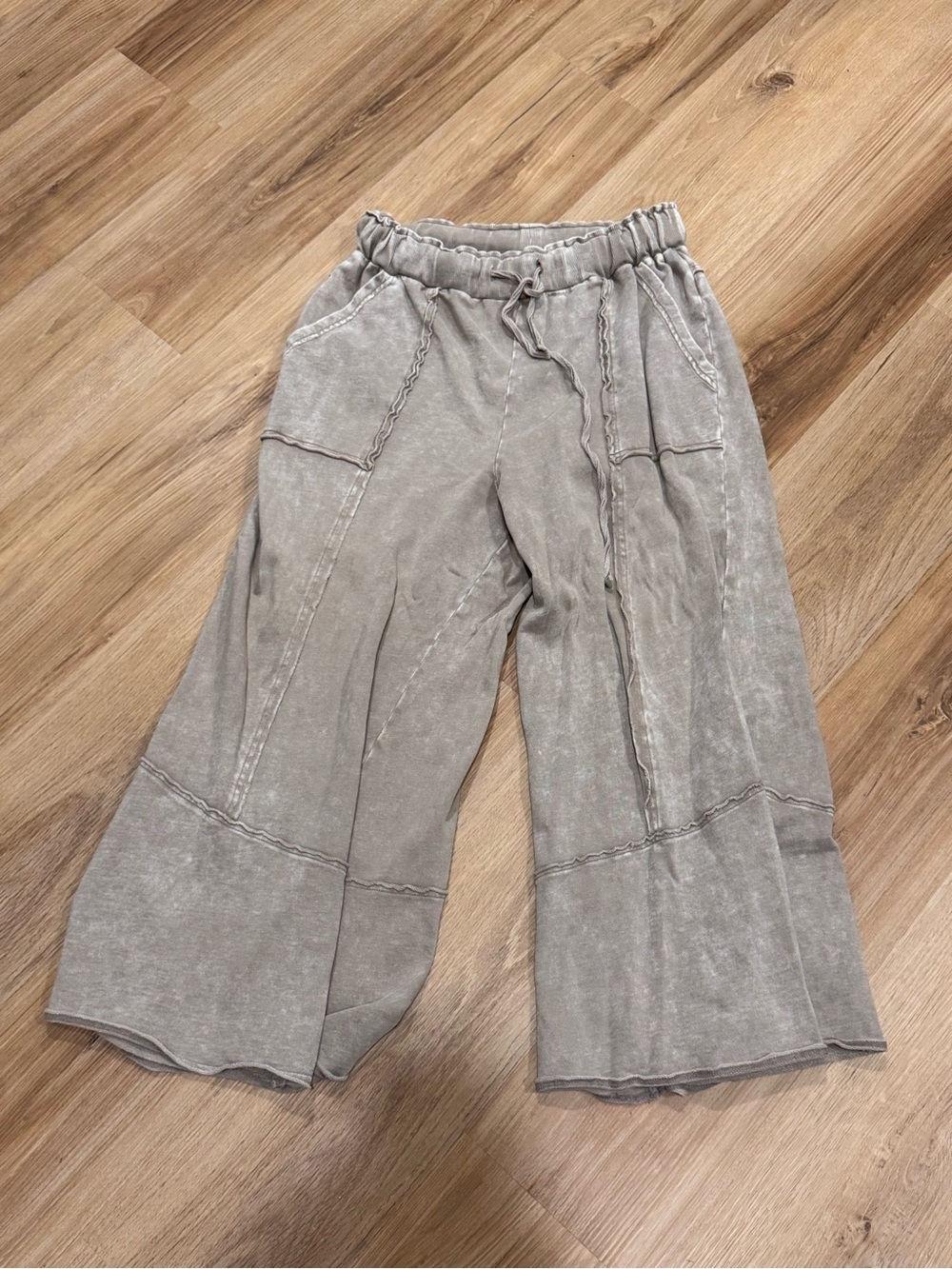 Easel Washed Taupe Drawstring Wide-Leg Pant